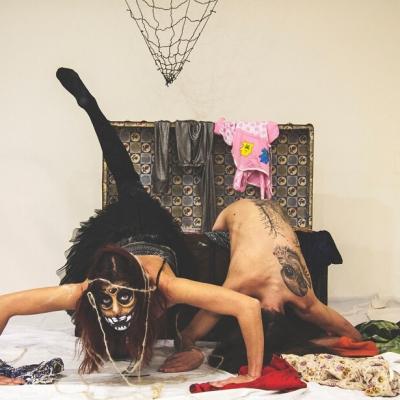 Φυγόκεντρος | Fygokedros - Animal Ego
